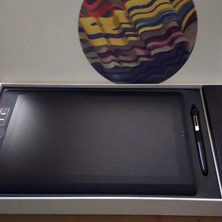 液晶タブレットwacom mobile studio pro 13