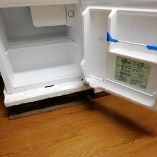 冷蔵庫ミニの画像