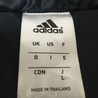 adidas 紺　Lの画像