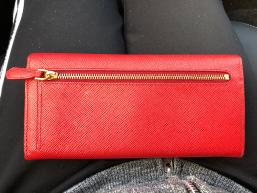 PRADA 長財布   【お取り引き中】