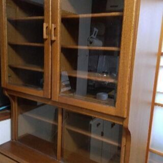 【早い者勝ち】食器棚