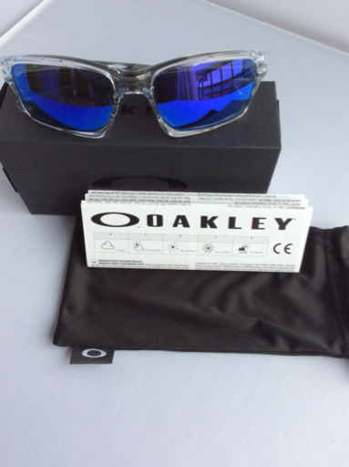 オークリー　サングラス　新品　型式:9247/06