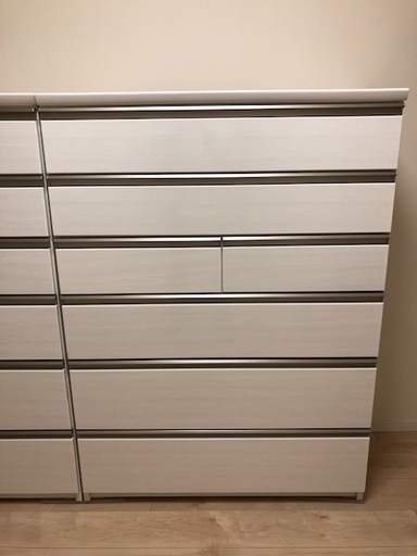 ニトリのハイチェスト（ほぼ新品）
