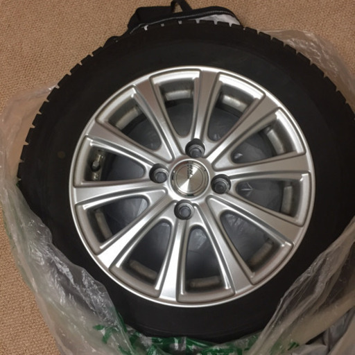 美品ブリジストンスタッドレスタイヤ アルミホイールセット