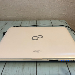 美品ノートPC win10 委託品　値下げしましたの画像