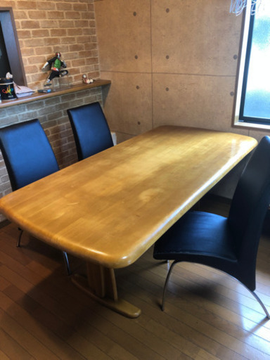 ダイニングテーブル＆お洒落なイス3脚セット