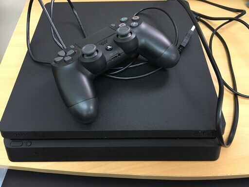 ＰＳ４　500GB　ブラック