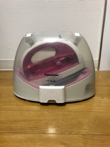 コードレススチームアイロン ピンク！