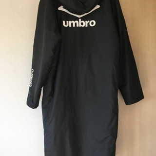 値下げ☆umbro ベンチコート☆黒の画像