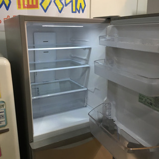 2015年式 265L HITACHI 冷蔵庫 R-27FV(T) 美品 2015年製 HITACHI 日立 265L冷蔵庫 R-27FV まん中野菜室