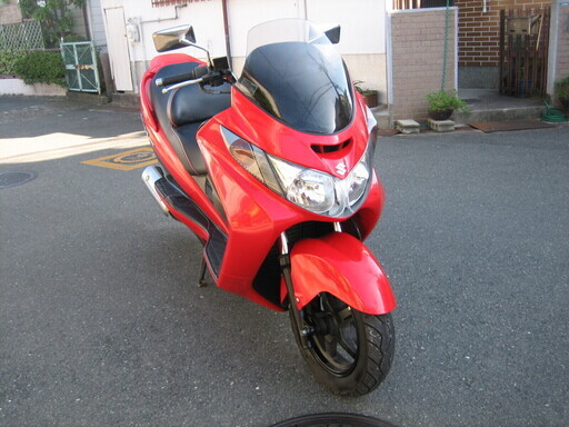 スカイウェイブ２５０S　FI仕様　綺麗です。