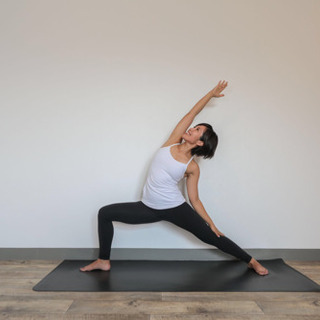 【10/23 13:00-】YOGAクラス(梅田/中津)