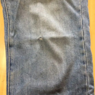 ユニクロ ジーンズ メンズ 32インチ（８２センチ）の画像