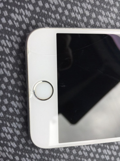 最終値下げ iPhone 6s Silver 64 GB SIMフリー