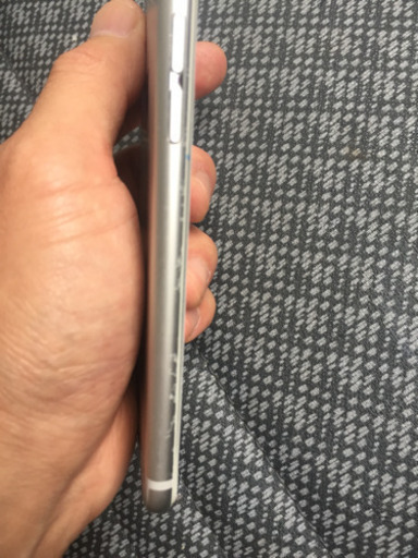最終値下げ iPhone 6s Silver 64 GB SIMフリー