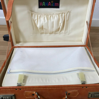 キャリーバッグ【HANAism】Mサイズトランクキャリーの画像