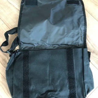 アルマーニショルダーバックの画像