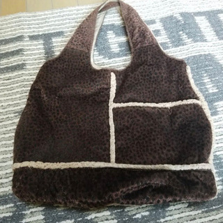 アニマル柄カバン