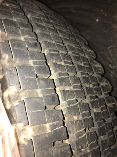 750R18  ４トントラック　中型バス