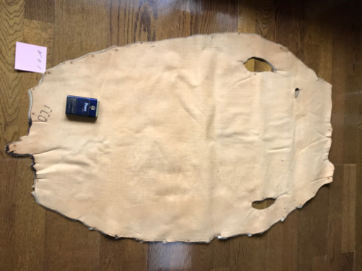 ?入手困難☆キャンプに！☆アザラシ（毛皮）☆革製品☆NO.1