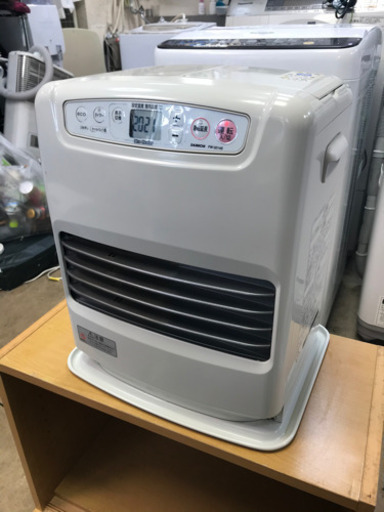 A1851☆石油ファンヒーター在庫多数☆ダイニチ2015年製石油ファンヒーター