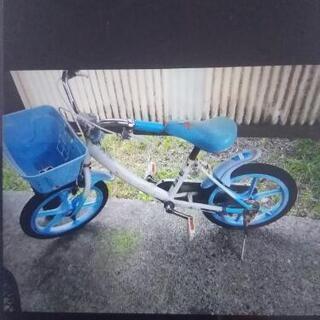 16インチ子供自転車、補助輪付き
