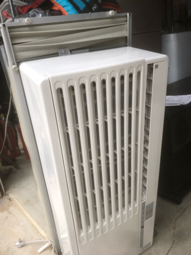 中古相場22000円 Haier ルームエアコン JA-16R