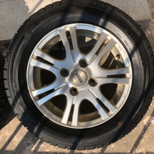 バリ山❗️アルミホイール付きスタッドレスタイヤ