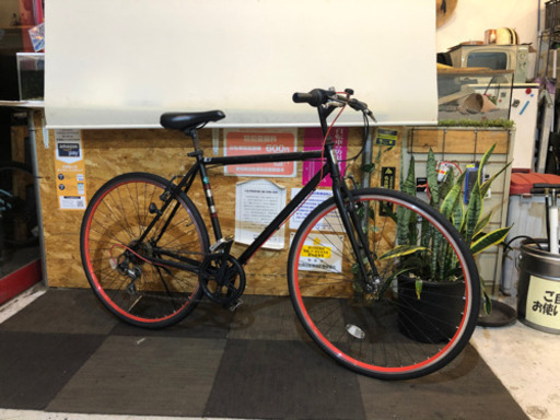 700c クロスバイク　6段