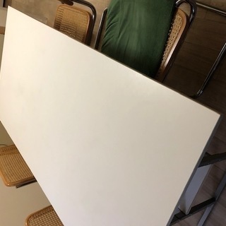 ファミリー向けテーブル★作業台にも！の画像