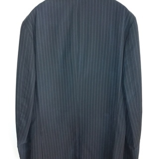 【春夏用】180Yシングルスーツ　ブラックピンストライプ　段返り3ツボタン　INHALEEXHALEの画像
