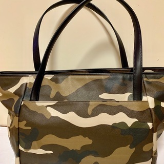 PELLE MORBIDA ペッレ モルビダ PMO-ON001 ONDA オンダ リモンタ製 PVC カモフラ柄 横型トートバッグ の画像