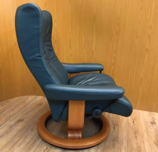エコーネス社製 本革ノルウェー「ストレスレスチェア+オットマン」セット 北欧 EKORNES リクライニング ソファ 岡山発（686）