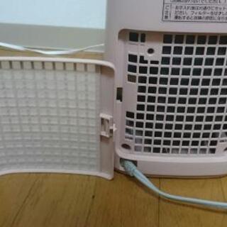 SHARP シャープ セラミックファンヒーター HX-FS1-C 2016年製の画像