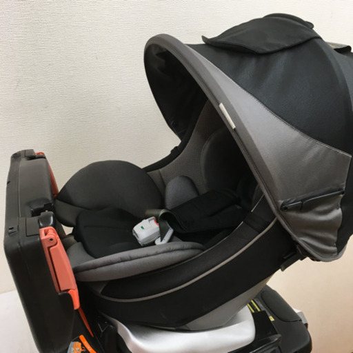 チャイルドシート　コンビ ラクティアターン  ラグジュアTA ※ベースカバー不足