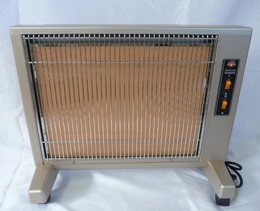 19Y0336 5 サンルミエ Cute 遠赤外線暖房器 E800LS　中古