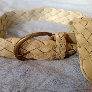 ★オフホワイト leather レザー 編み込みベルト 本革の画像