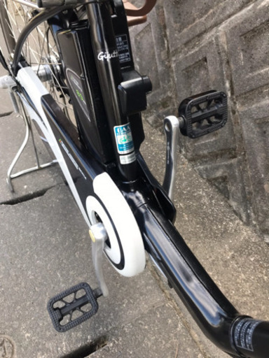 １９１電動自転車　パナソニックギュット　８アンペア 
