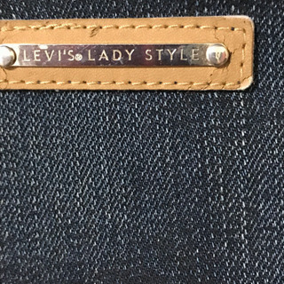 最終値下げ　LEVI'S LADY STYLE デニムジャケットの画像