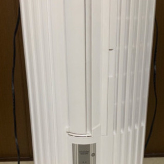 トヨトミ 窓用エアコン ホワイト★ウィンドウファン【受け渡し予定...