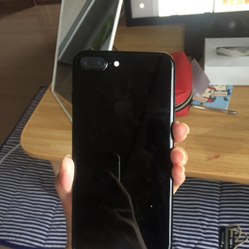 SIMフリー iPhone7plus 128GB ジェットブラック