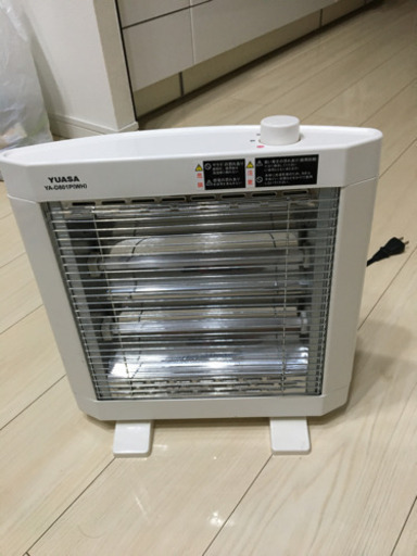 電気ストーブ　数回使用のみ