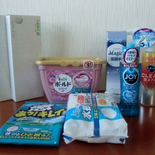 ◆洗濯用洗剤・食器用洗剤3本・お掃除シート・キッチンペーパー　ま...