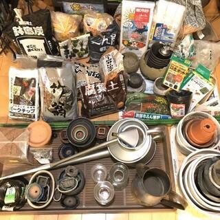 ◇園芸用品◇鉢・未使用土・雑貨まとめて！