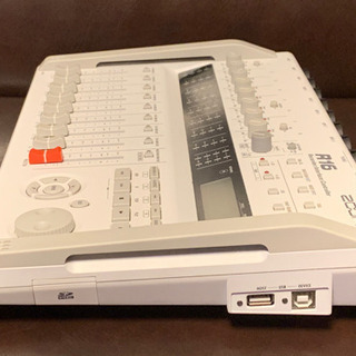 Zoom R16 マルチトラック・レコーダーの画像