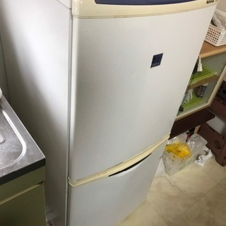 ★冷蔵庫★無料でさしあげます★