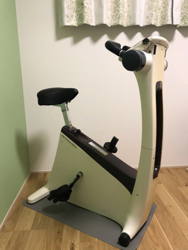 高級家庭用エアロバイク   ai-ex   【定価15万円】