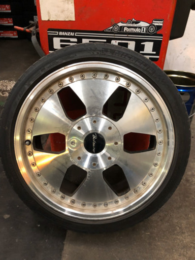 １８インチ　225/40R18 ドタキャンにより再投稿。