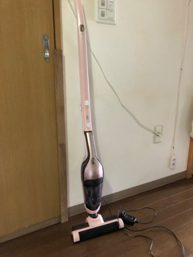 パナソニック スティック型掃除機　ハンディに切り替え可能
