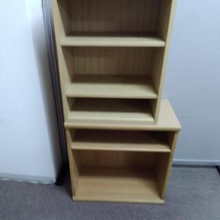カルテ箱・スチール棚・カーテンレールあげます。 の画像